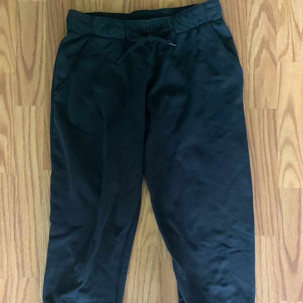 comfy black Nike sweatpants